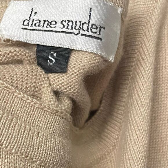 Diane Snyder Silk/Cashmere Hand Knit Tan Sweater size Small - Picture 3 of 5